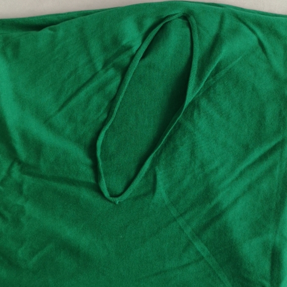 BCBG MaxAzria Scarf/Shawl - Picture 4 of 6